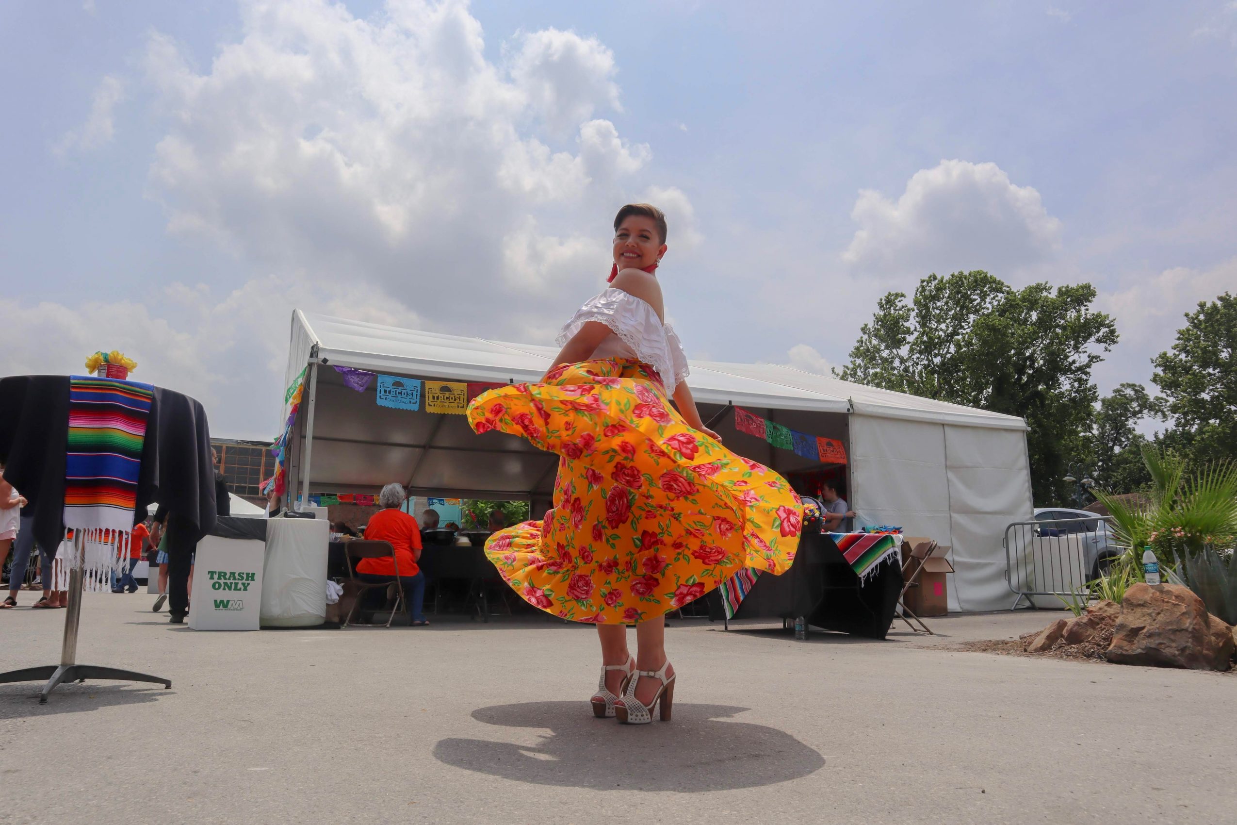 Música De México: Don Mariachi Dazzles With Song and Dance - el