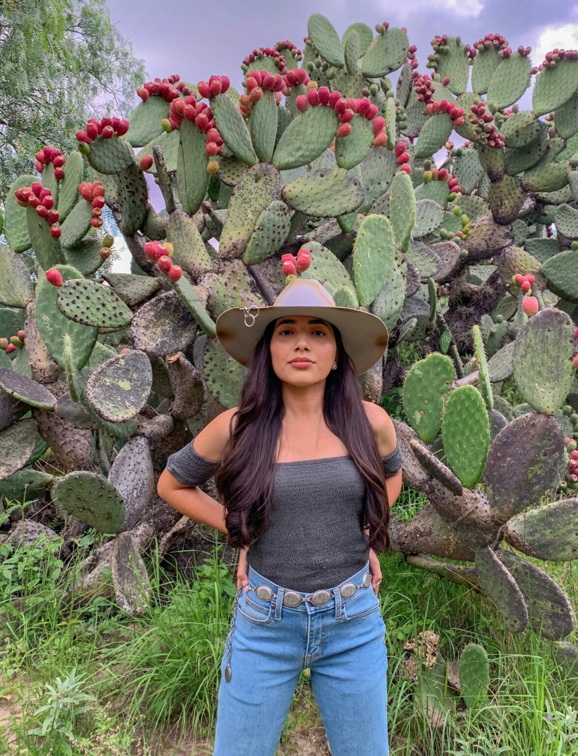 Meet Daisy Zambrano Voyage Houston Magazine Houston City Guide